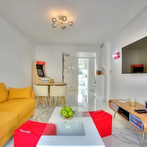 https://appartement-de-luxe-rnov-quartier-banane-et-plages.fr-provencehotel.com